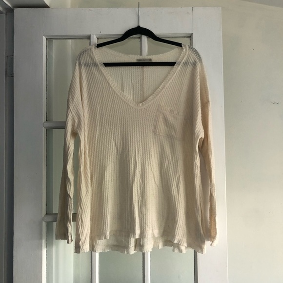 Off white long sleeve Urban Outfitters - Picture 1 of 4